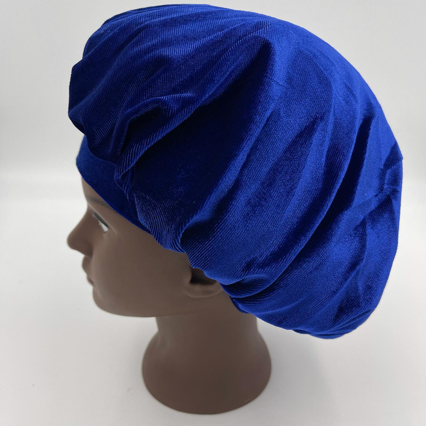 Velvet Bonnet